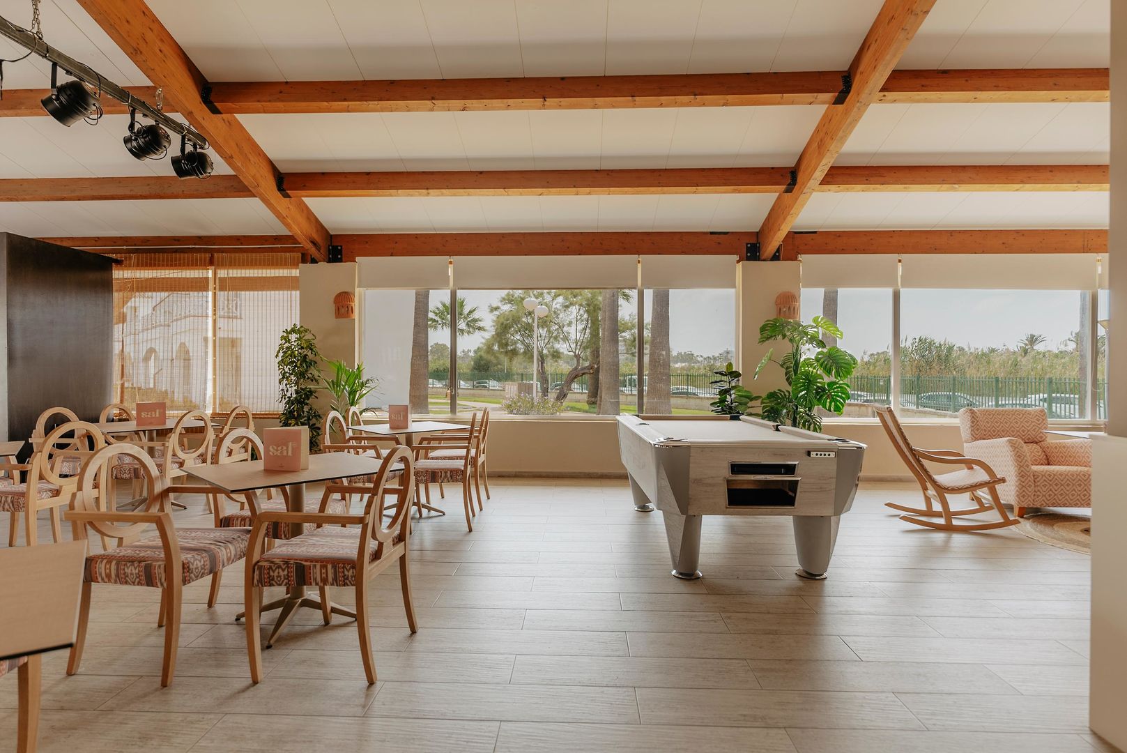 Garden Saladina image 2