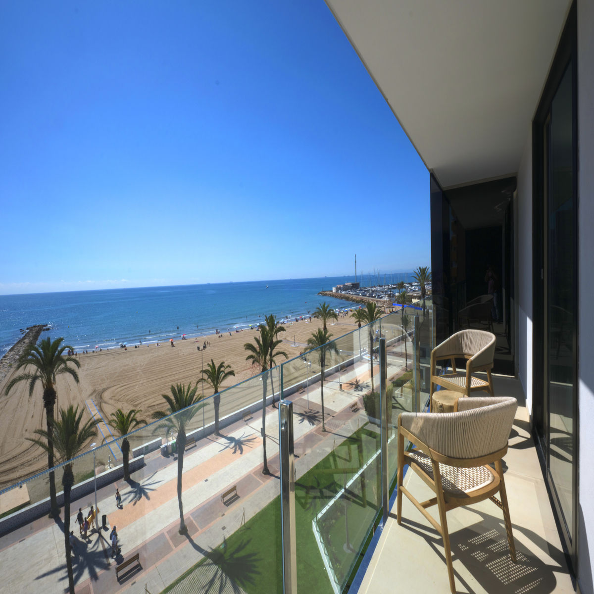 Zeezicht vanaf het balkon — Estimar Marina Farnals 5 & Two