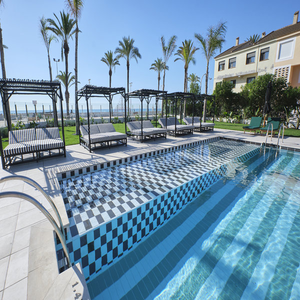 Estimar Marina Farnals 5 & Two image 3