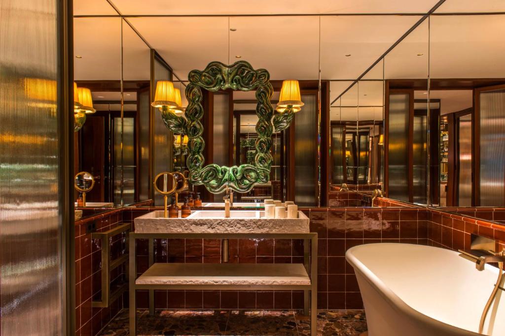 Brach Madrid image 2