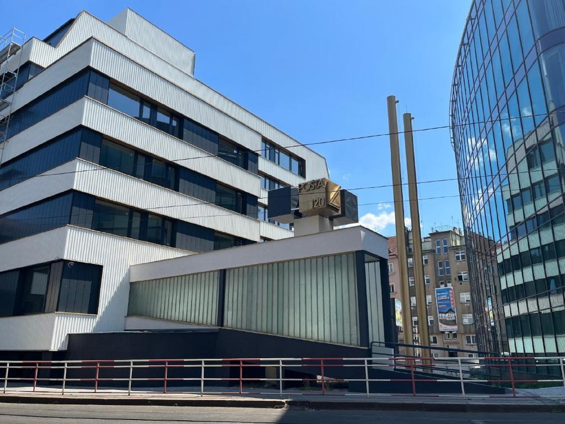 Post 120 Suites image 0