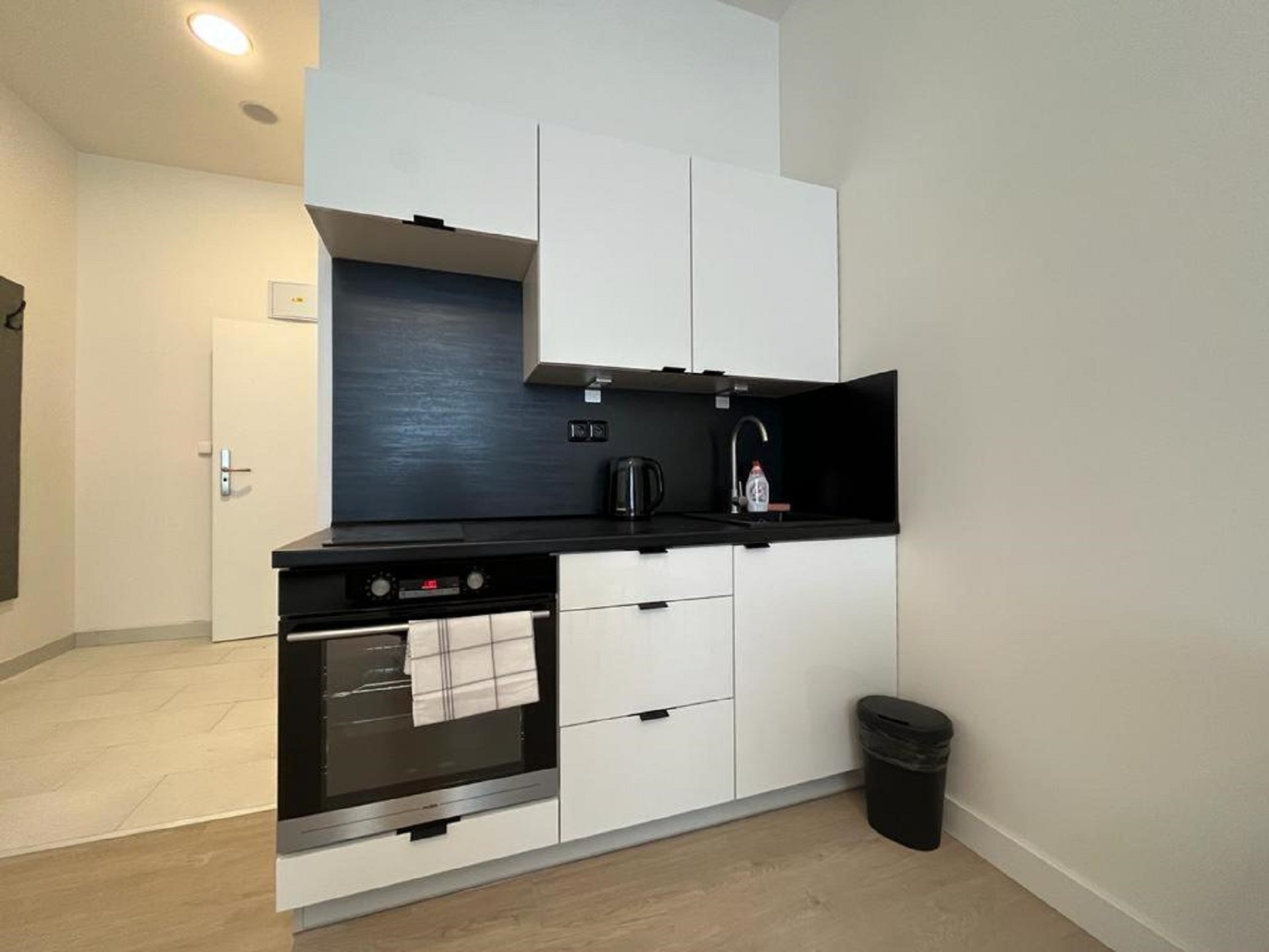 Post 120 Suites image 1