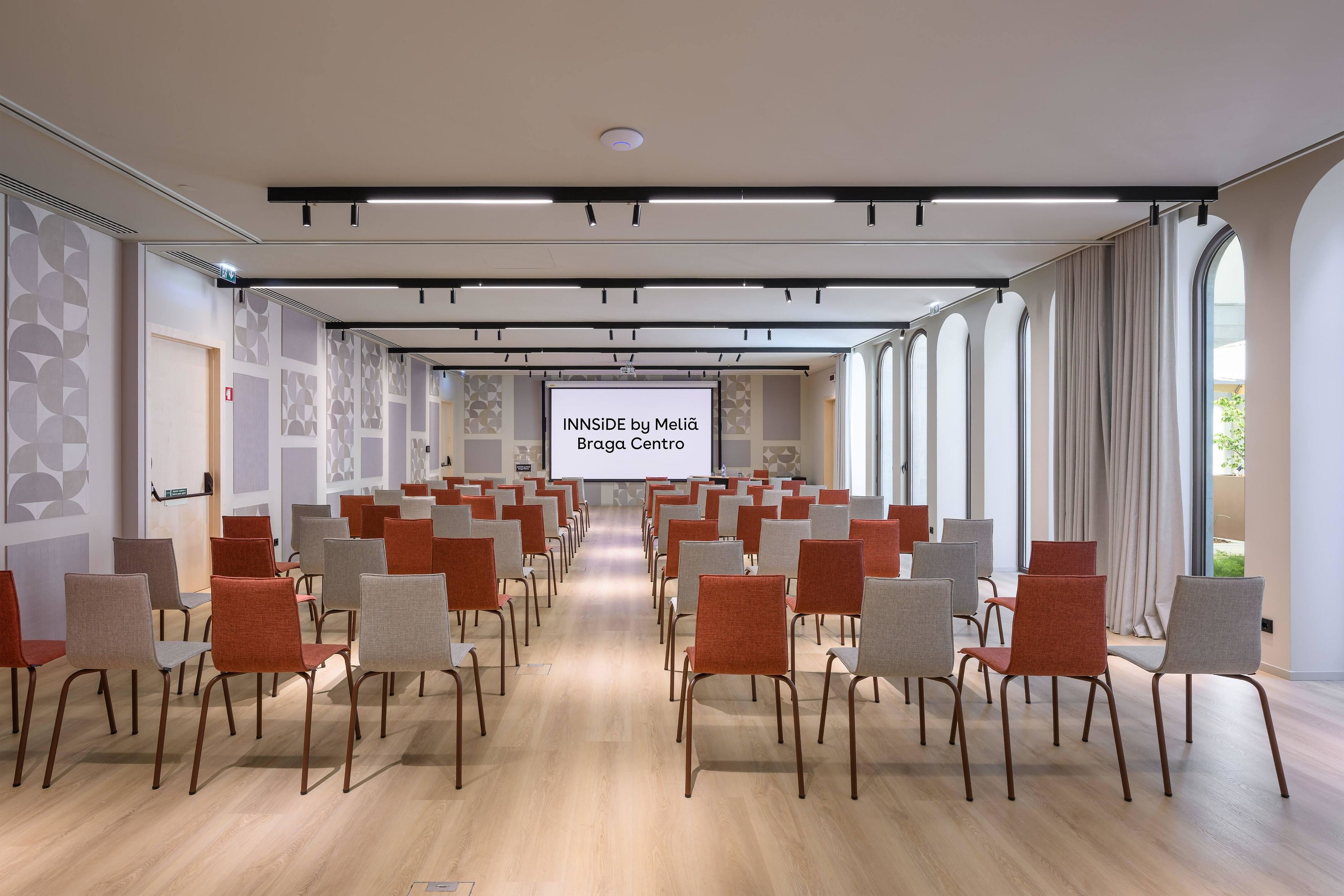 INNSiDE by Meliá Braga Centro image 2