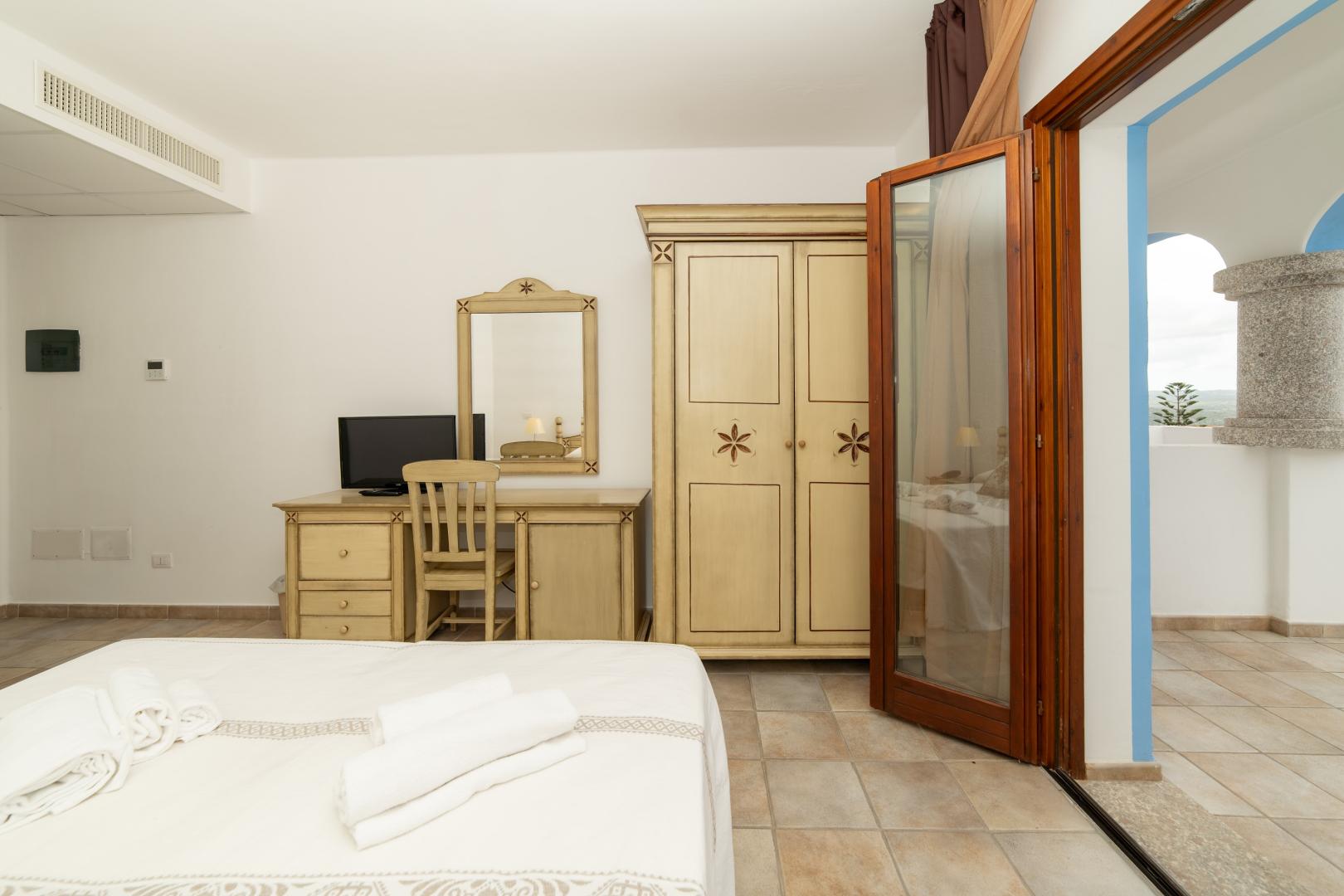Badkamer met inloopdouche — GH Diana Hotel