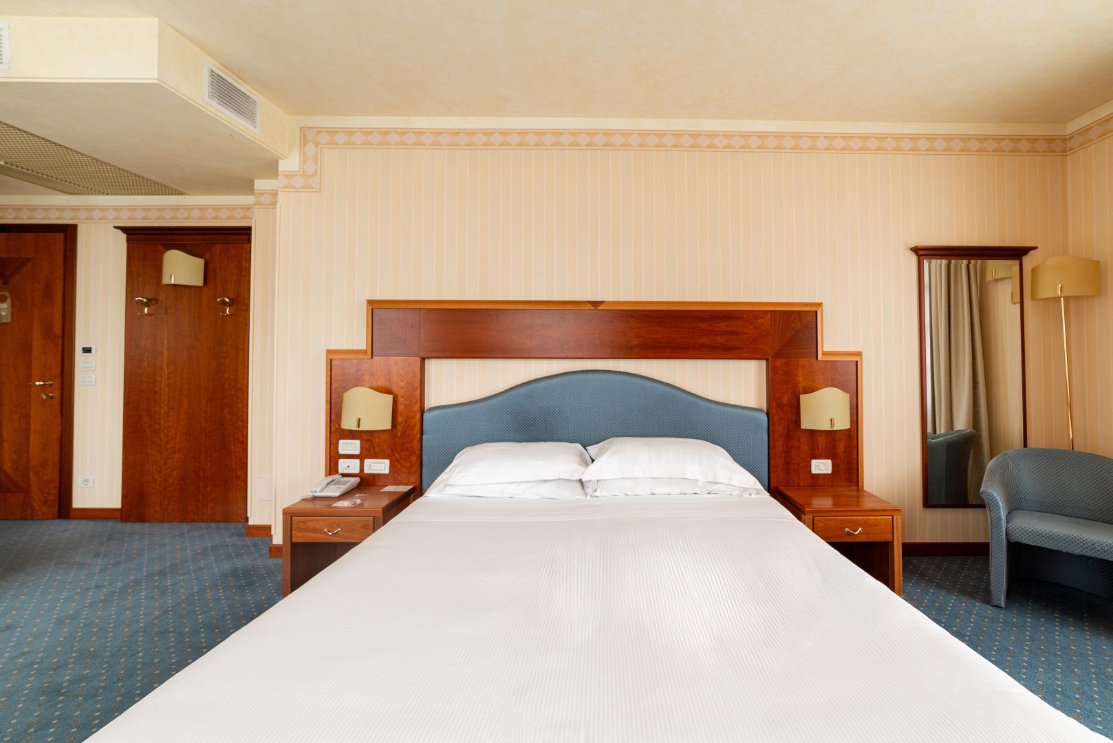 PHI Hotel Astoria foto 6
