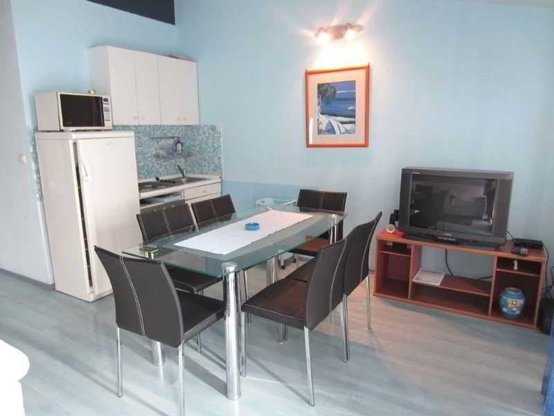 Apartmani Kelam foto 16