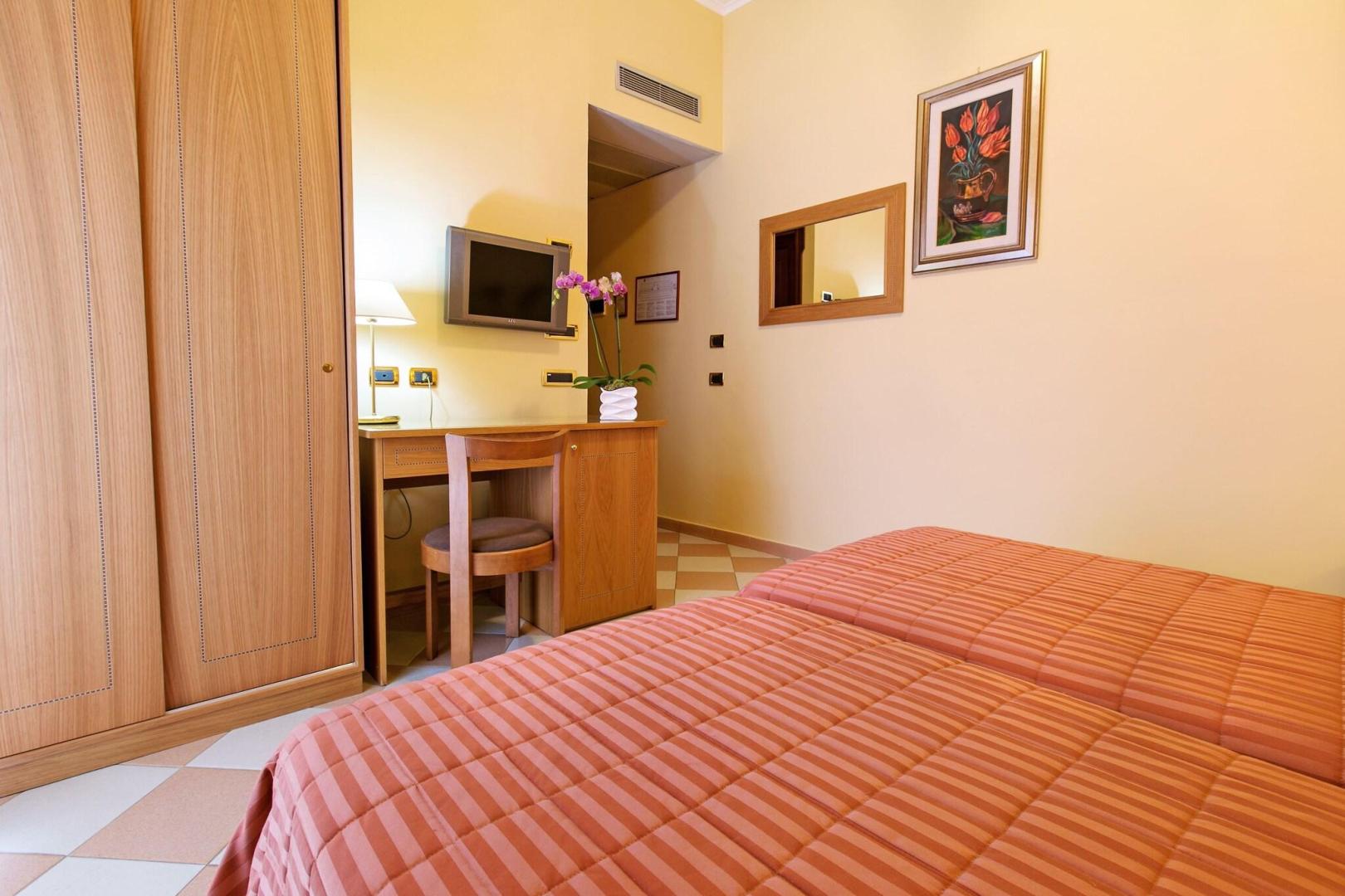 Grand Hotel Moon Valley image 3