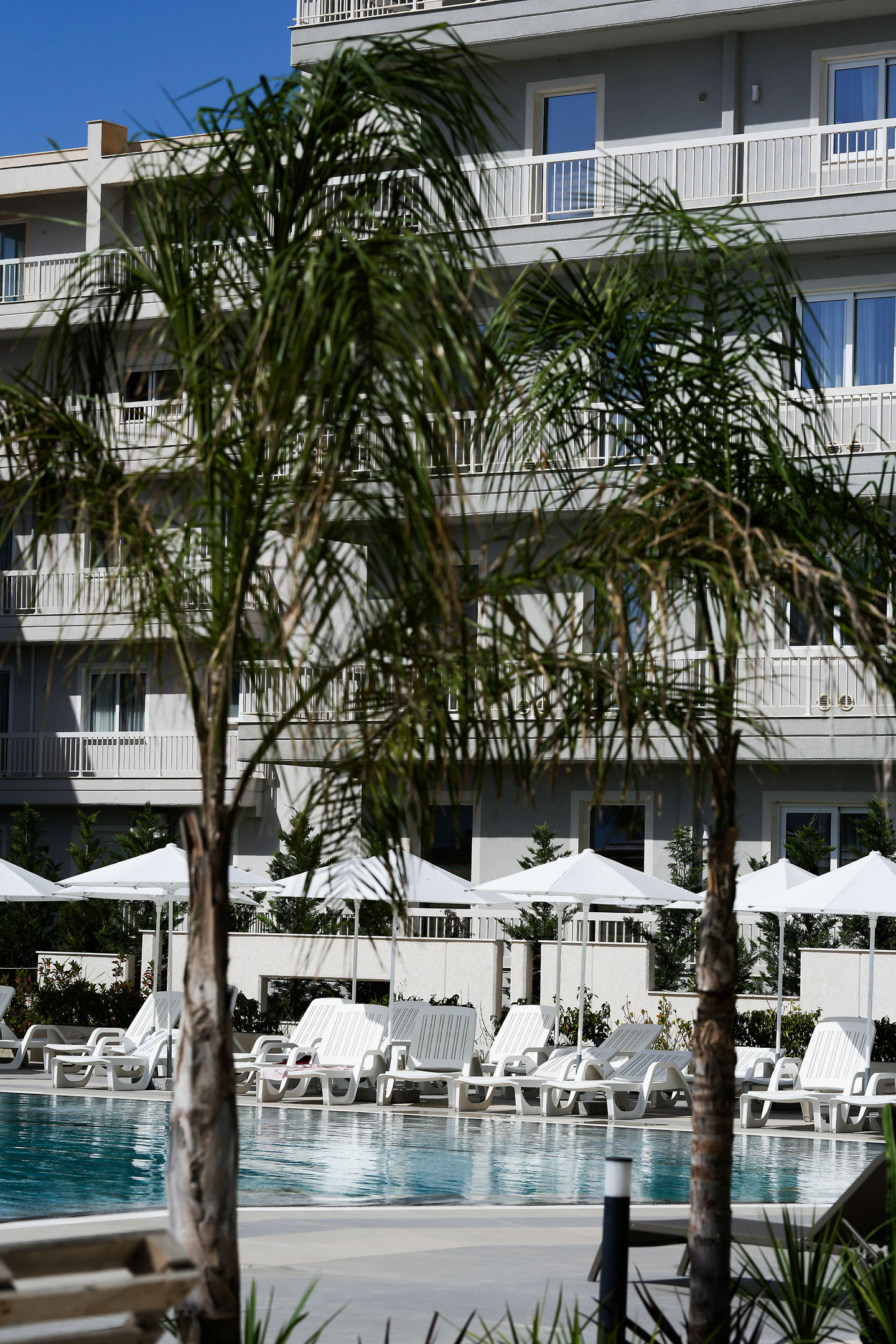 Naos Luxury Hotel image 2