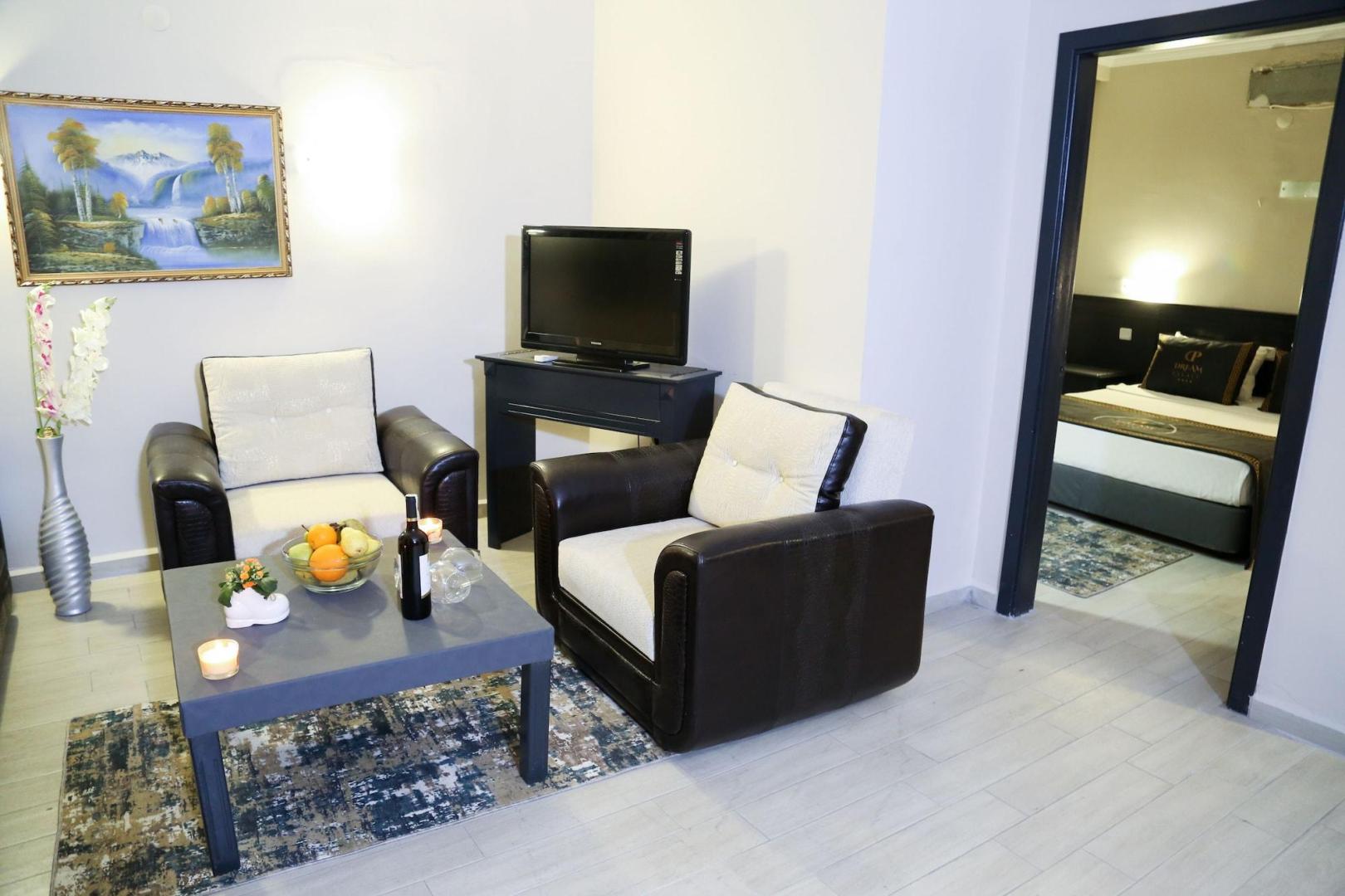 Suite met zithoek — Ladonia Hotels Leo Beach Resort