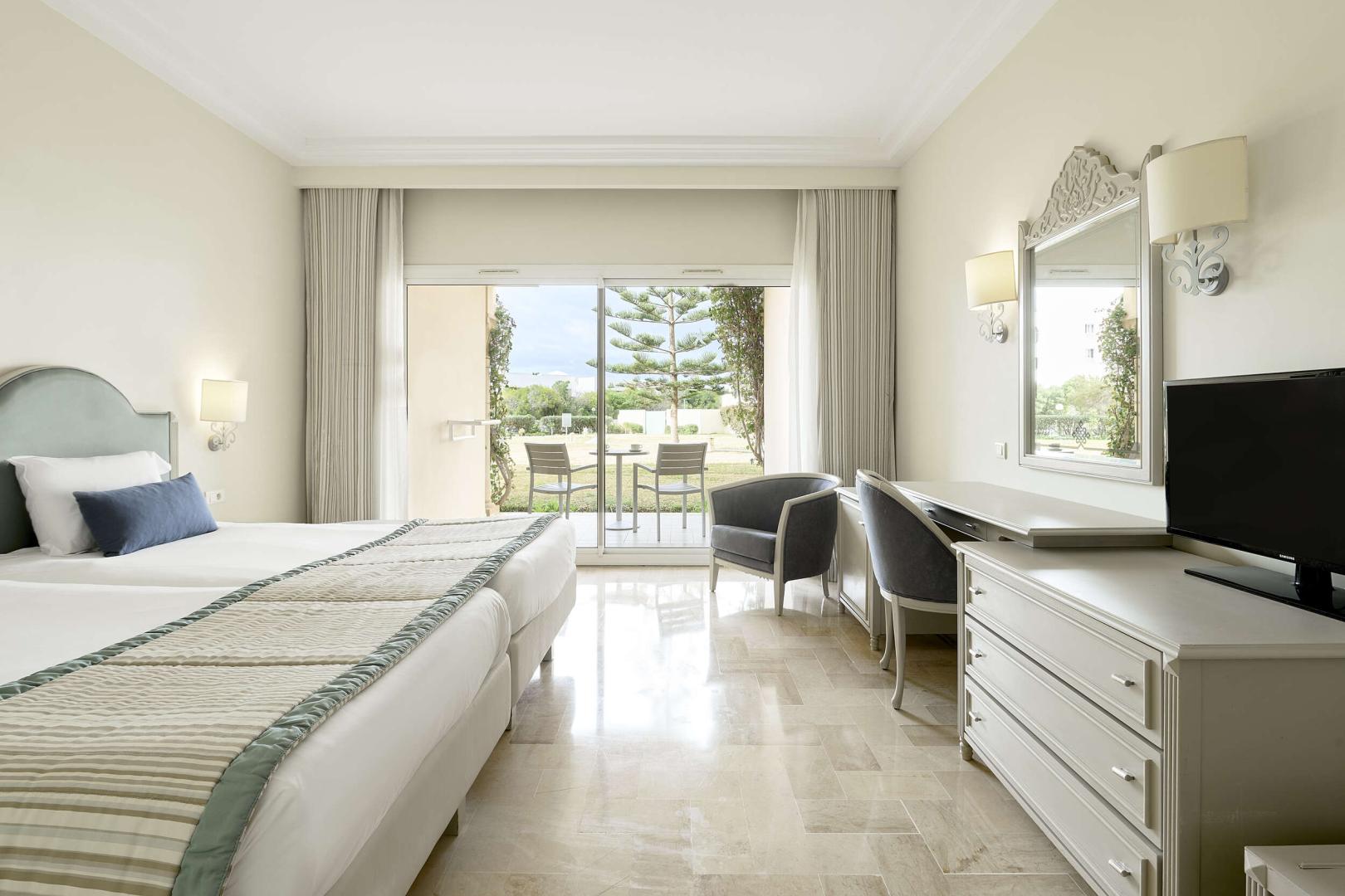 Iberostar Waves Averroes image 1