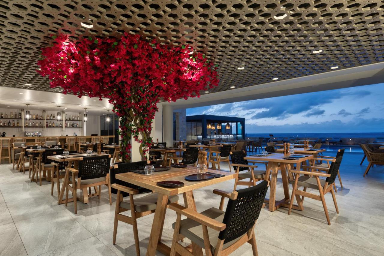 Castello Boutique Suites by the Sea foto 3
