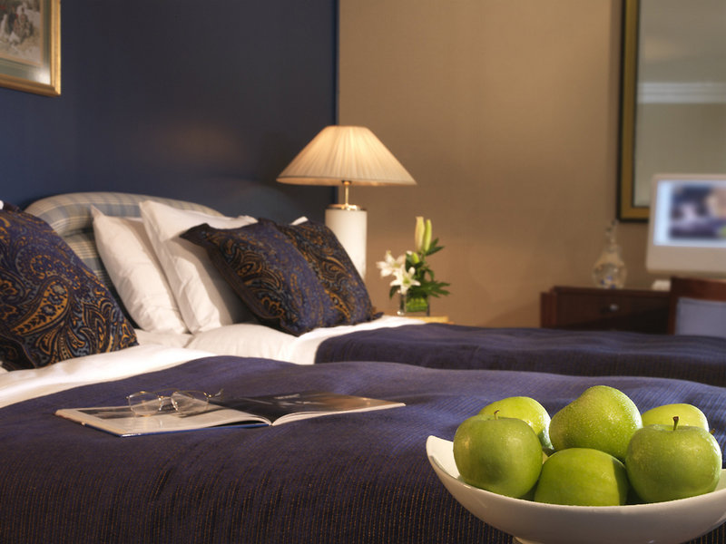 Radisson Blu Hotel Dubai Deira Creek image 1