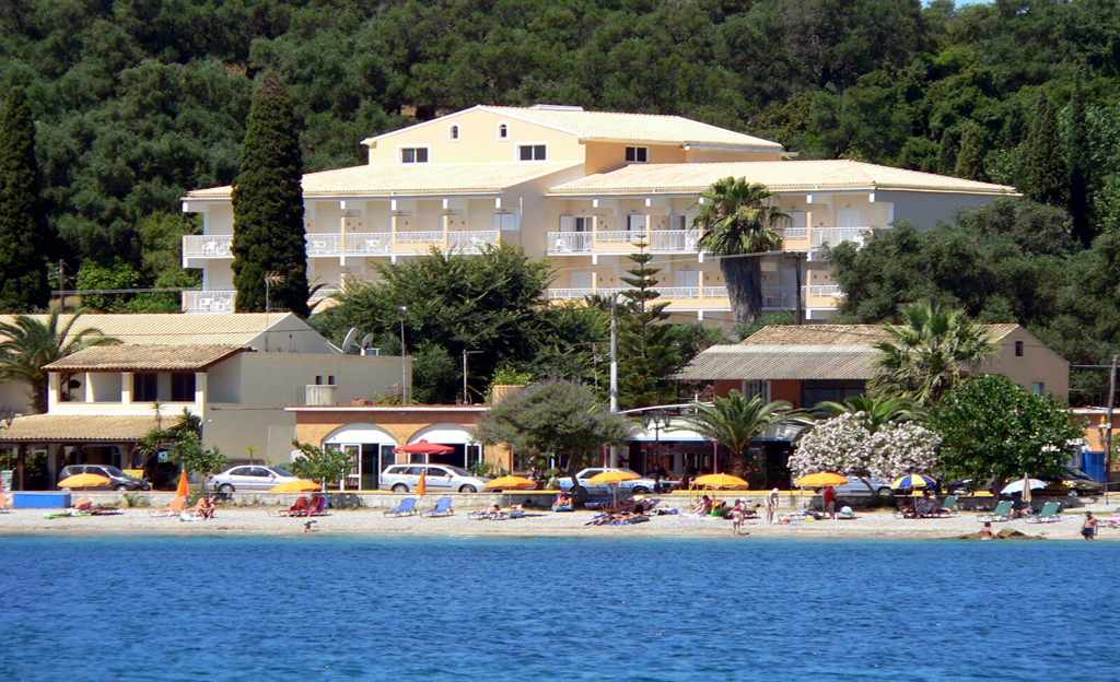 Ipsos Beach Hotel foto 18