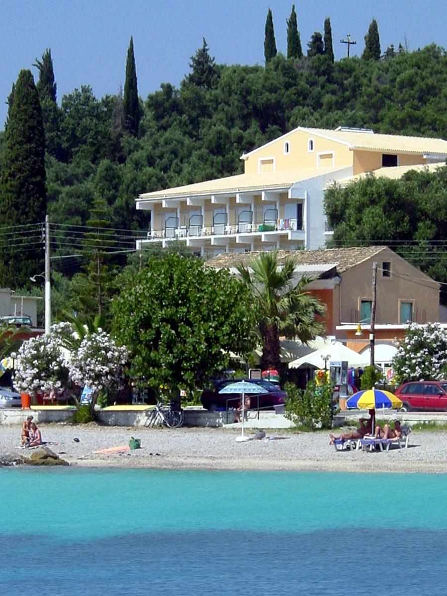 Ipsos Beach Hotel foto 14