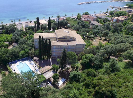 Ipsos Beach Hotel in Ypsos - foto 4