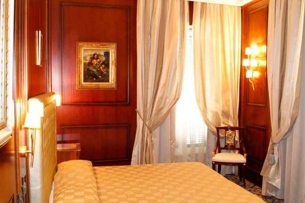 Suite met zithoek — Boutique Hotel Trevi