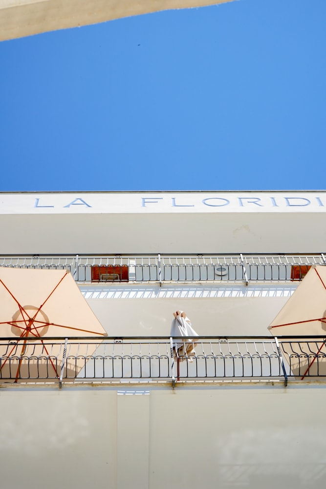 La Floridiana image 1