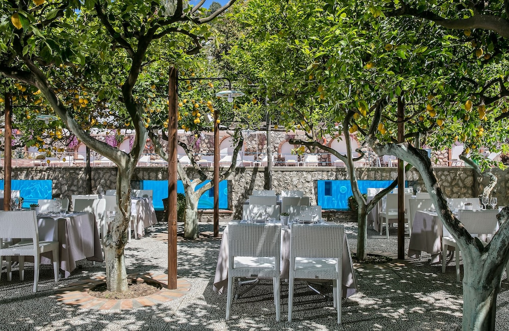 Hotel Syrene Capri image 2
