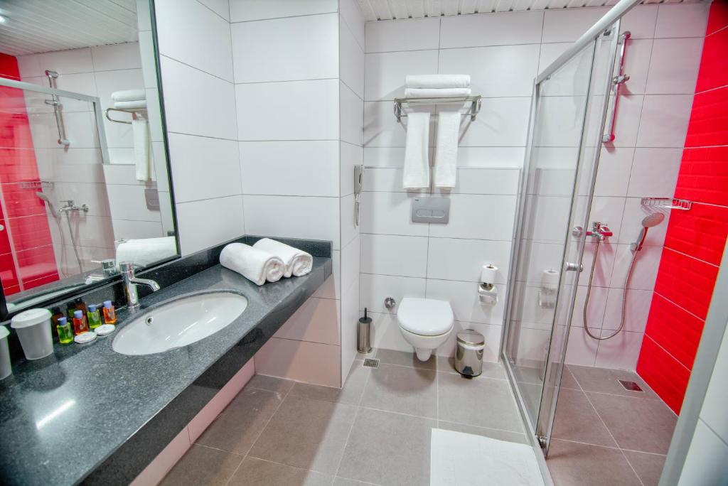 Ramira City Hotel image 2