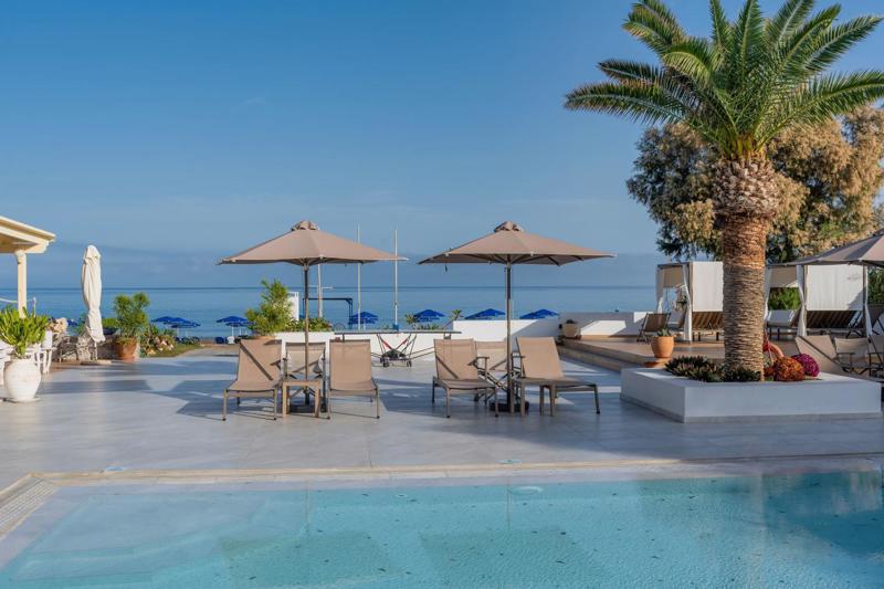 Kathrin Beach in Adelianos Kampos - foto 2