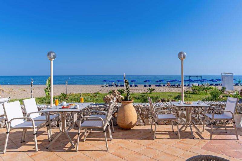 Kathrin Beach in Adelianos Kampos - foto 3