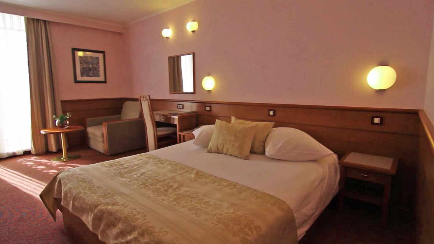 Hotel Kolovare image 2