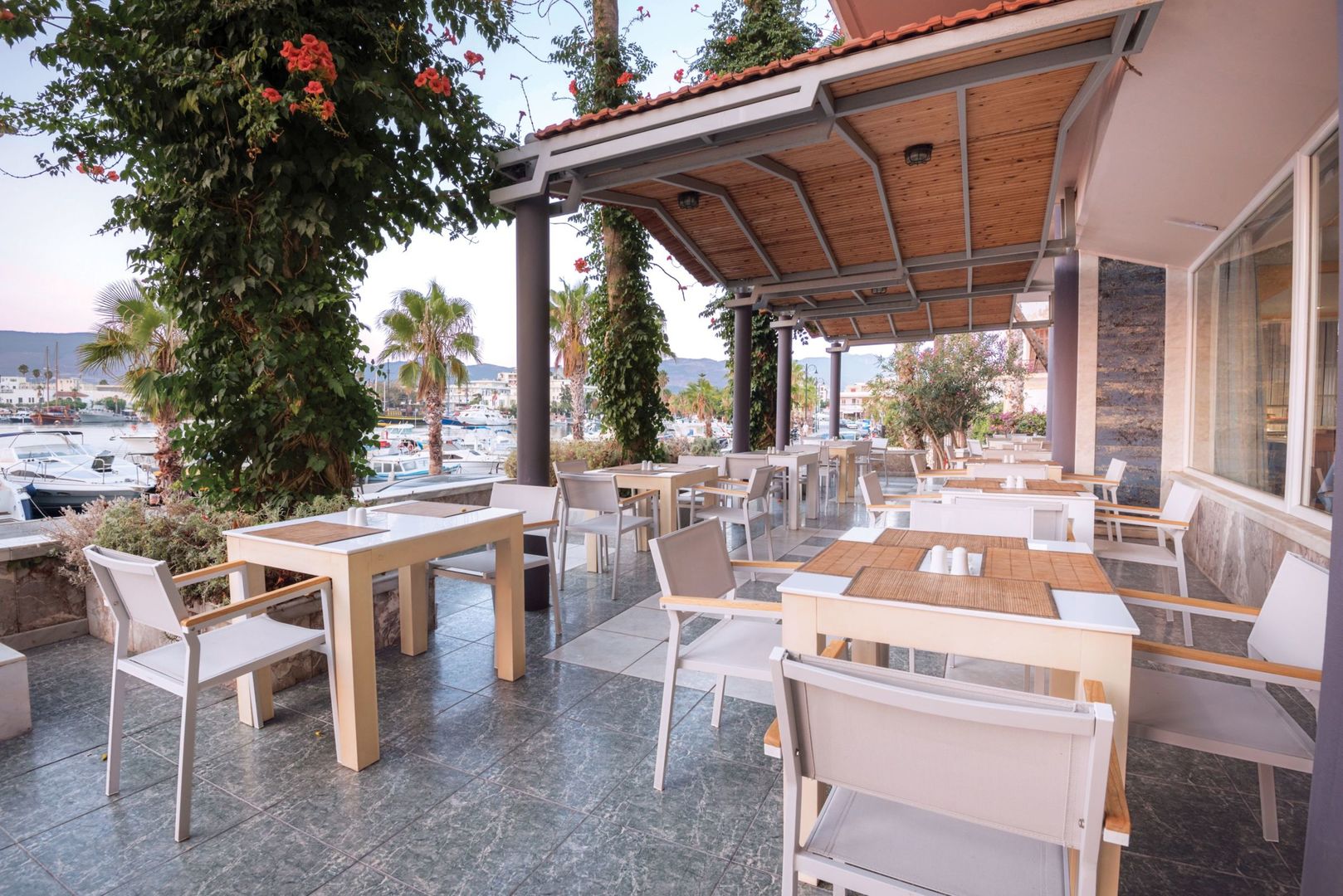 Kosta Palace City Hotel foto 19
