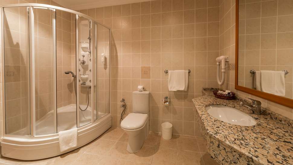 L'Etoile Beach Hotel image 3