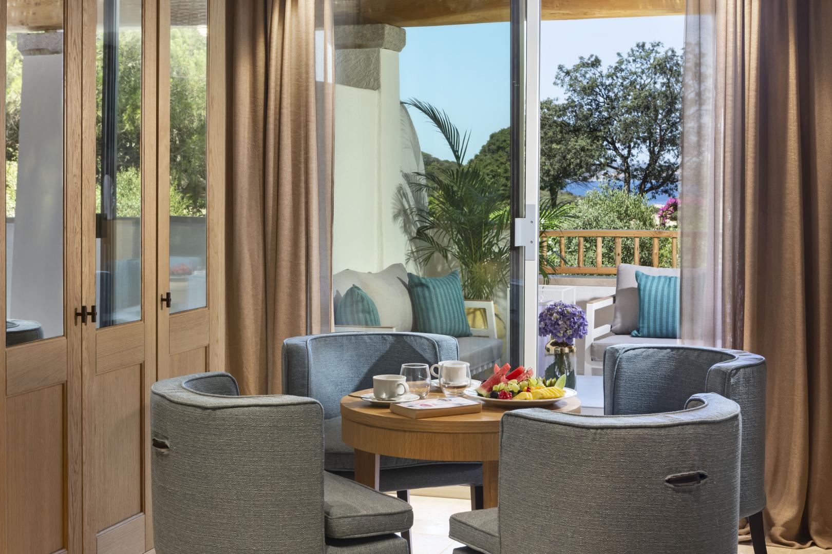 Suite met zithoek — Hotel La Bisaccia