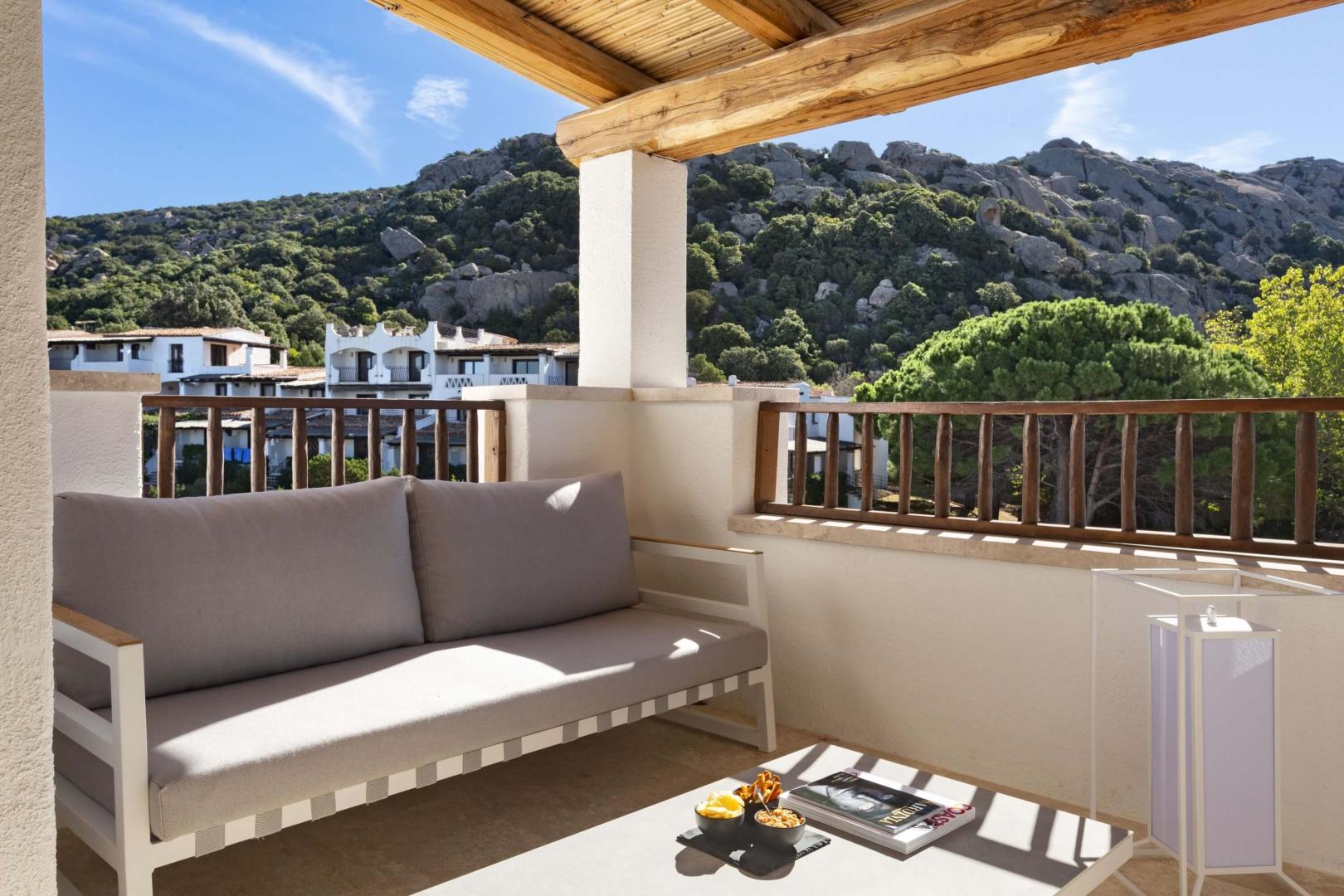 Zeezicht vanaf het balkon — Hotel La Bisaccia