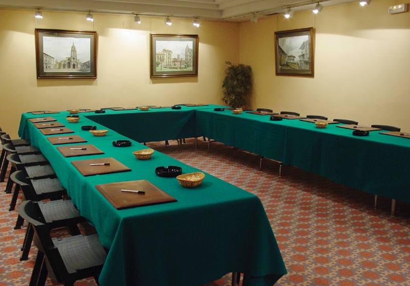 Hotel Clarin image 0