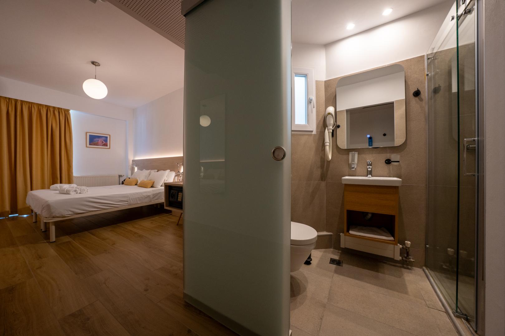 Hotel Sissy Kamena Vourla image 1