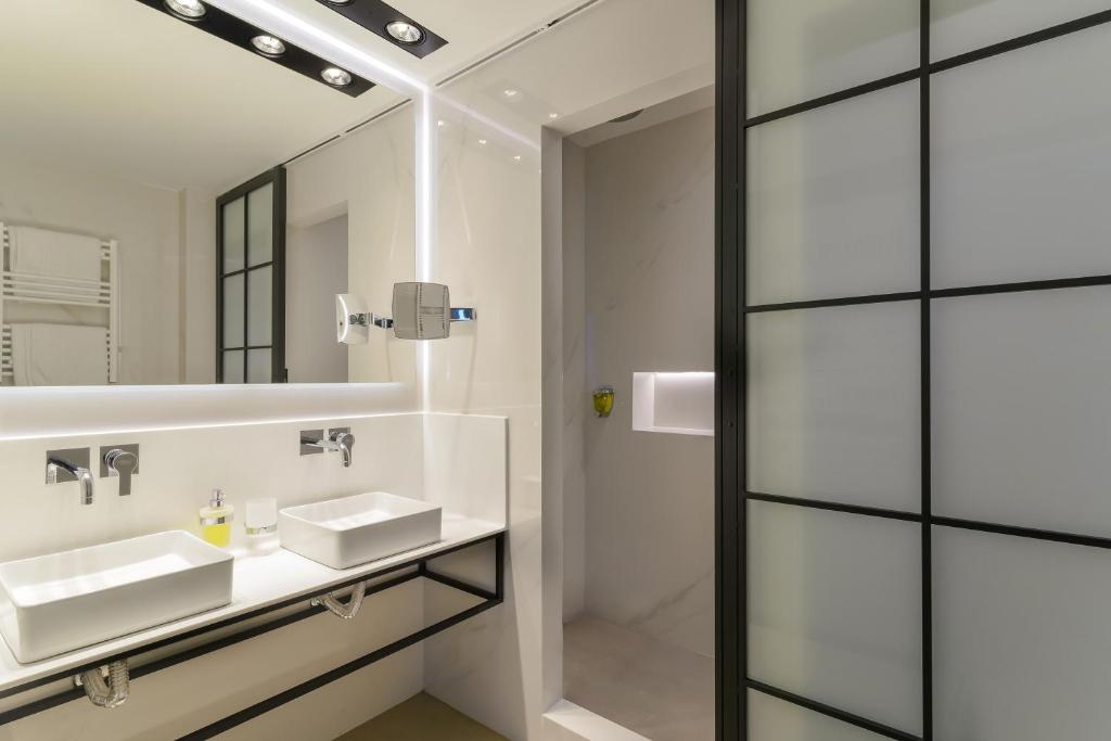 Kastro Hotel image 3