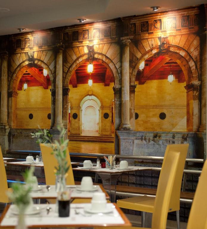 Kastro Hotel image 2