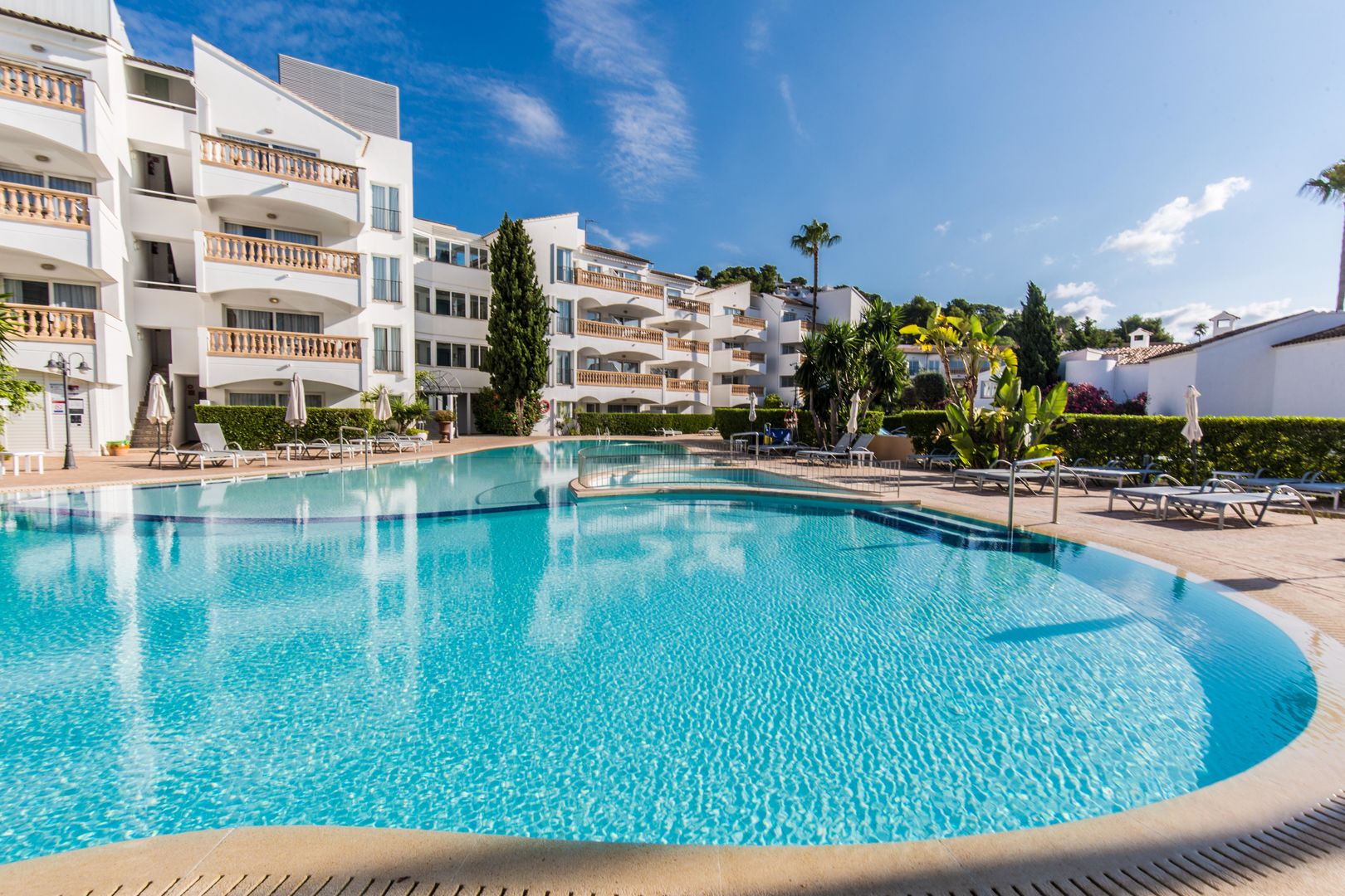 La Pérgola Aparthotel image 0