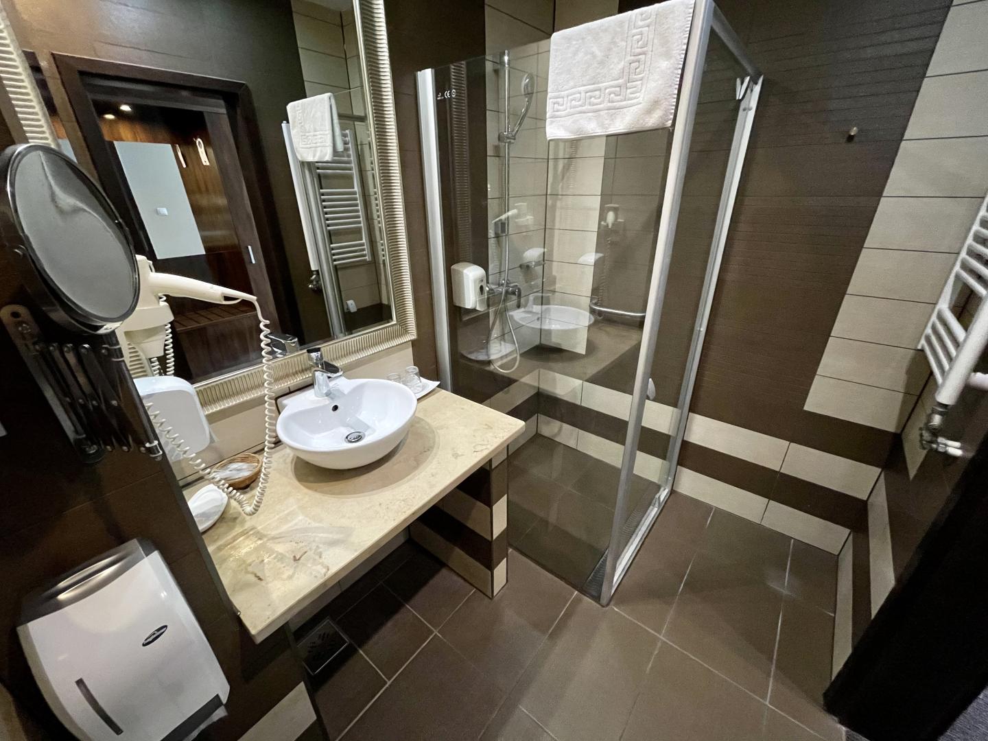 Bastya Wellness Hotel foto 8