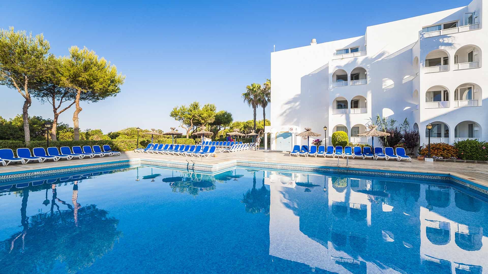 Globales Apartamentos Lord Nelson image 0