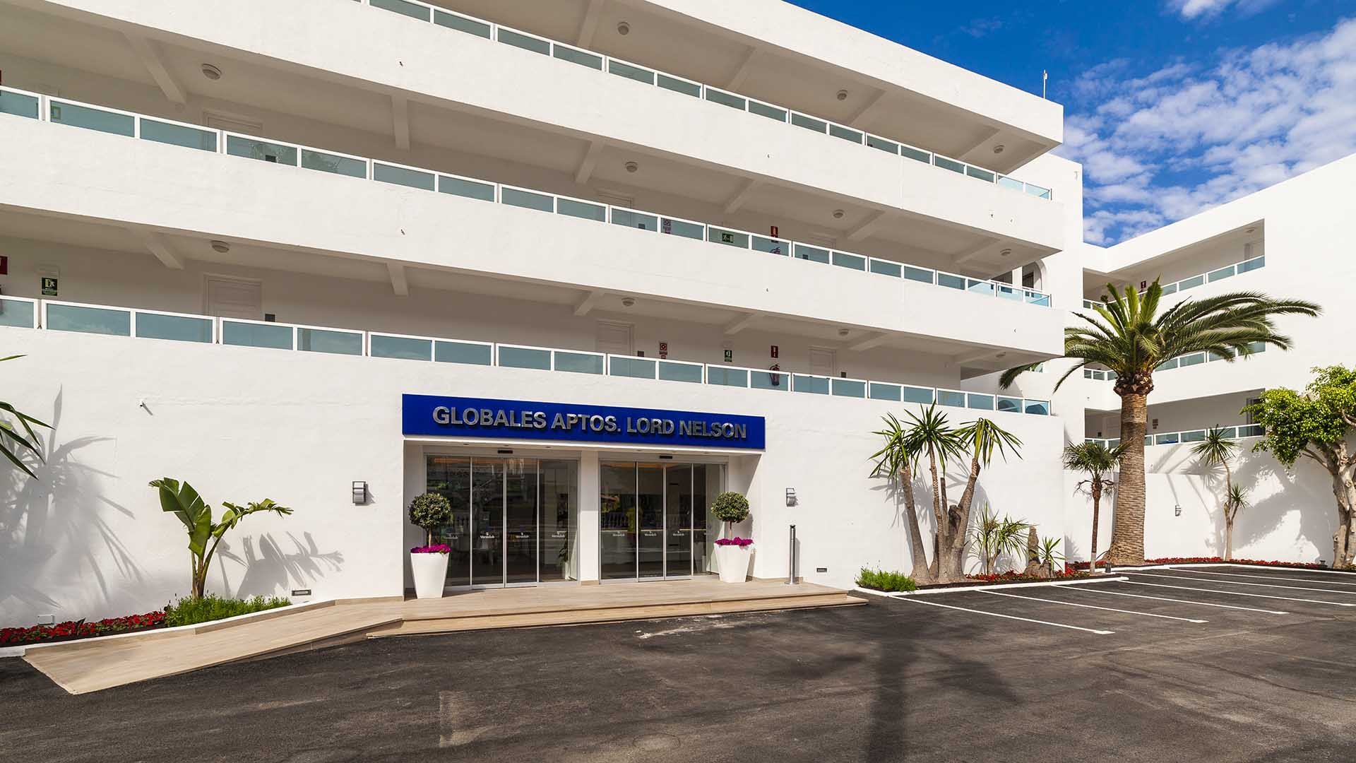 Globales Apartamentos Lord Nelson image 2