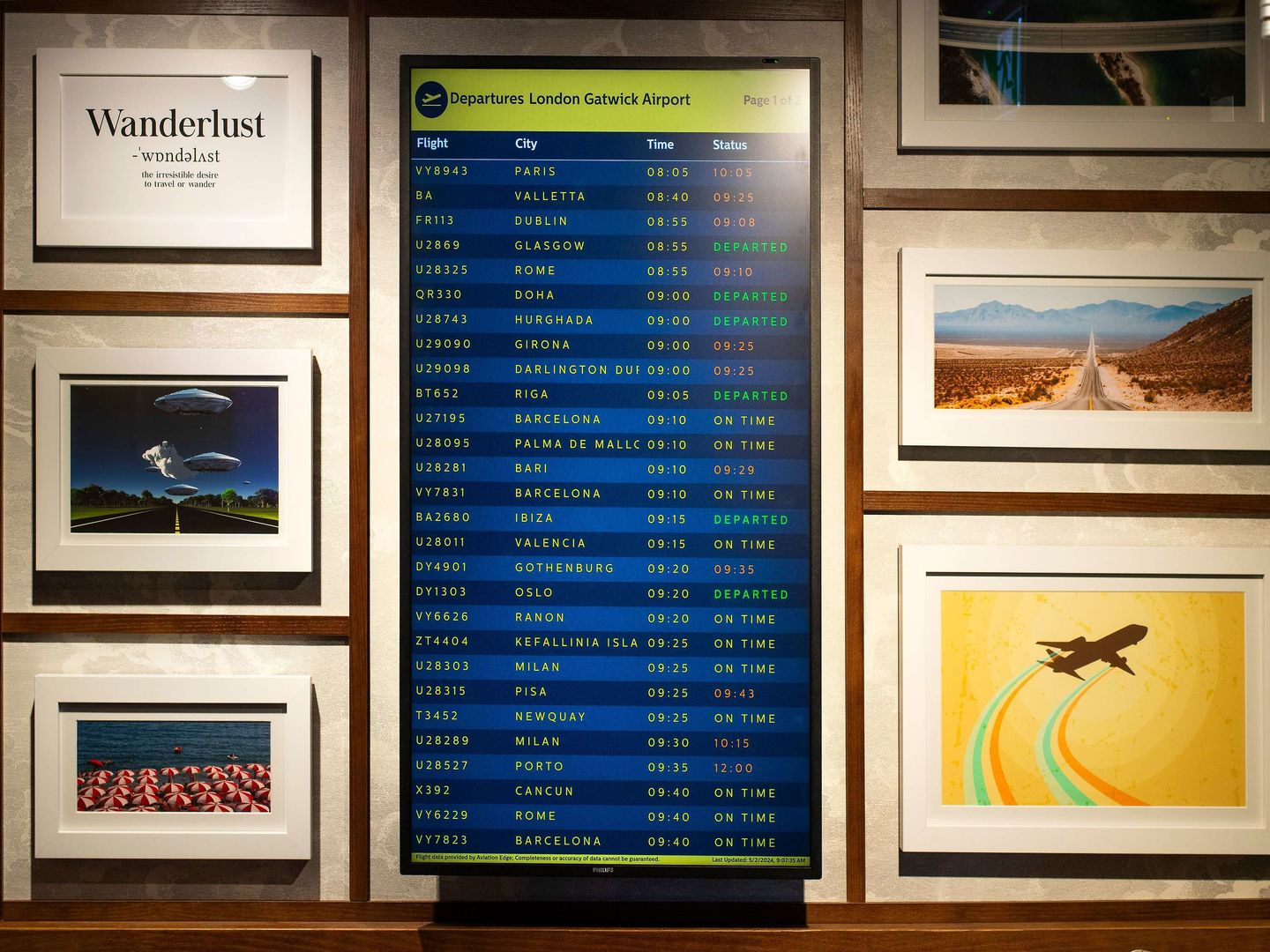 ibis Styles London Gatwick Airport image 1