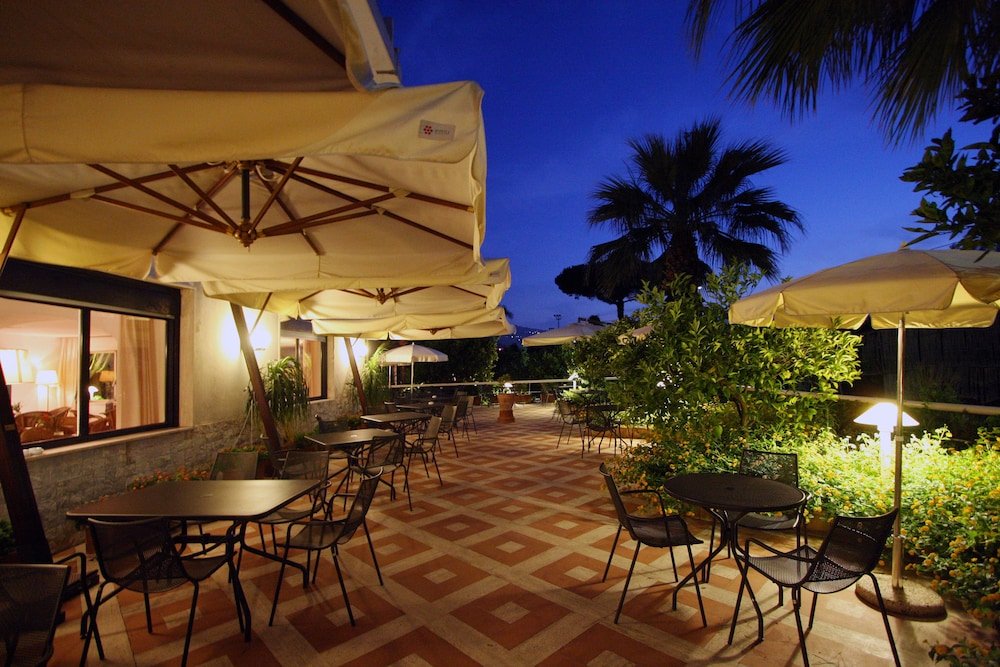 Hotel Alpha Sorrento Coast foto 32