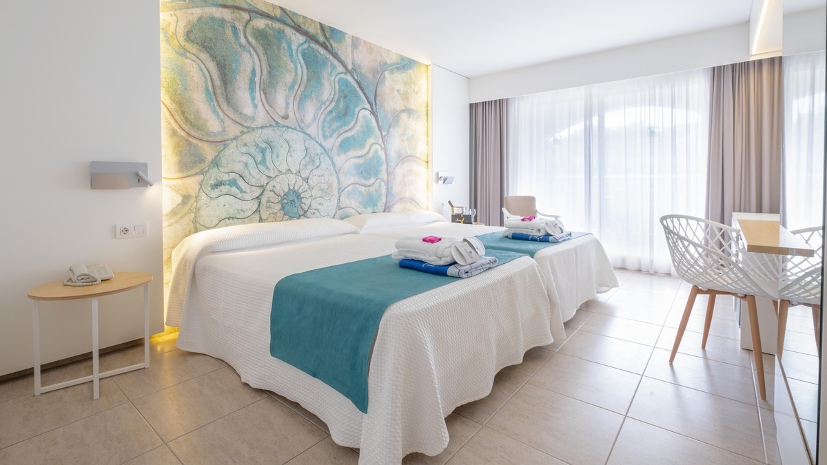 Gran Hotel Las Fuentes image 1