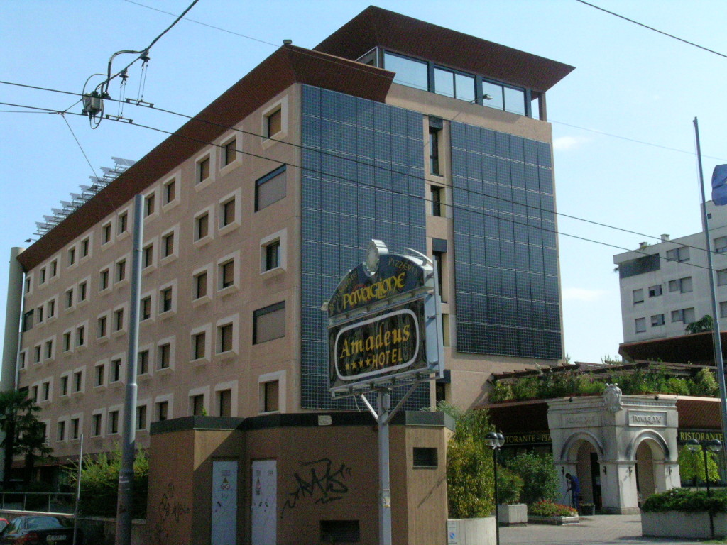 Main image