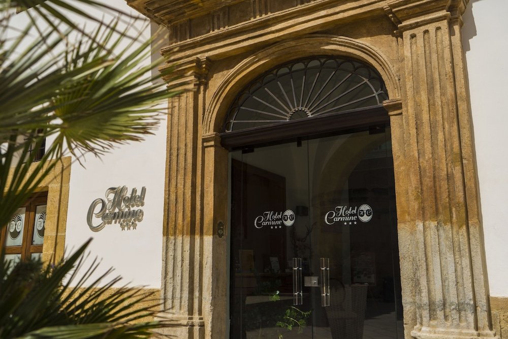 Hotel Carmine image 3