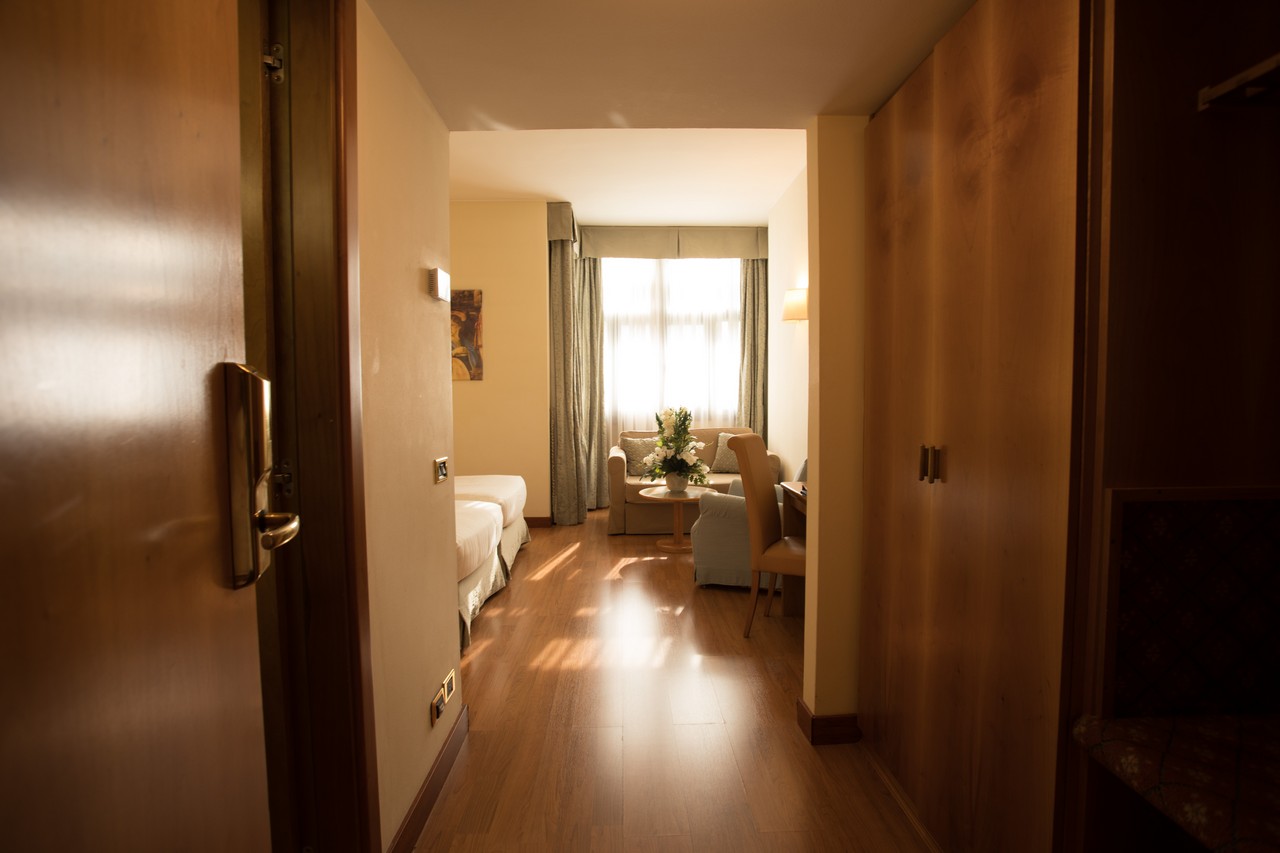 iH Hotels Milano Eur Trezzano sul Naviglio image 1