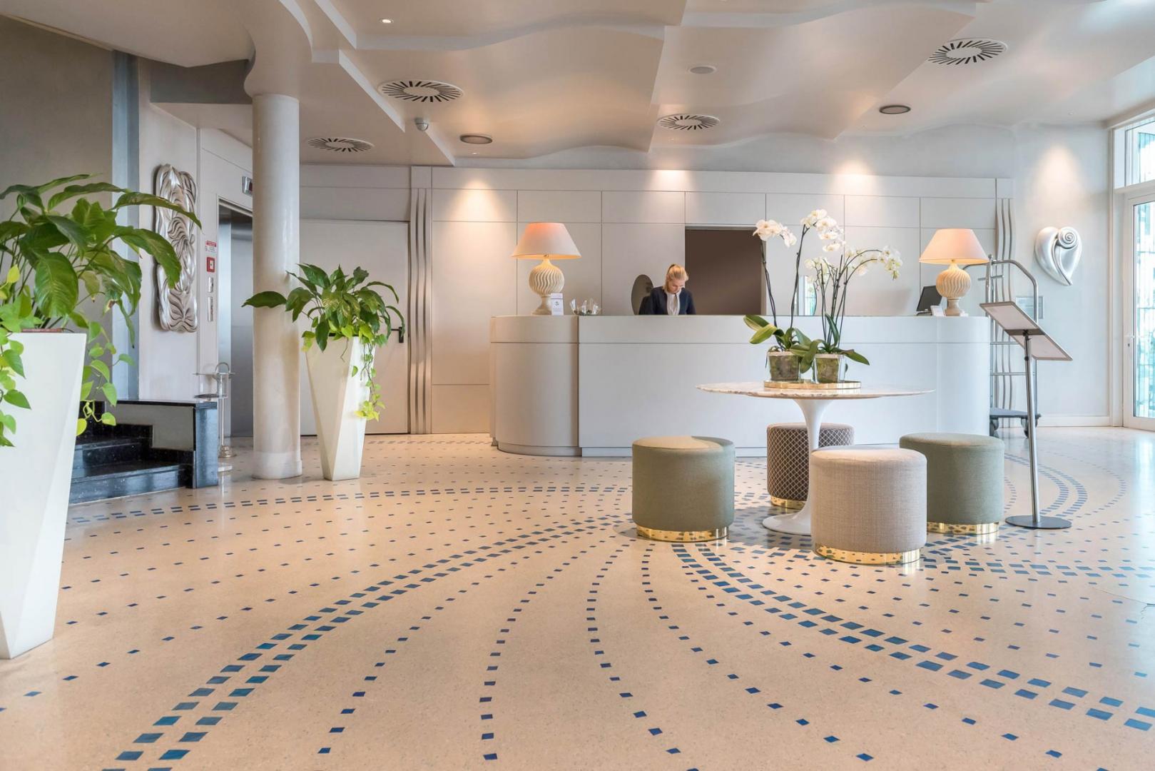 Savoia Hotel Rimini image 3