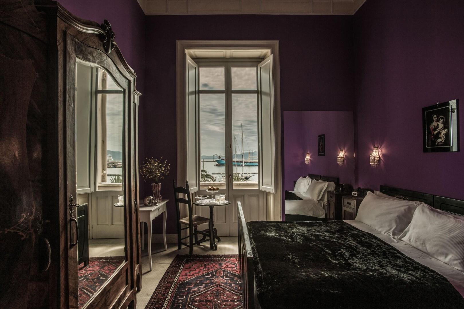 Kamer met twee aparte bedden — Miramare Cagliari Hotel Museo