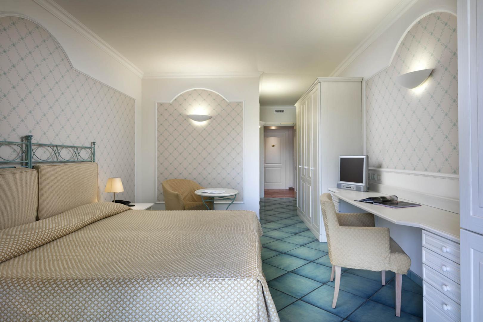 Suite met zithoek — Hotel Santa Gilla