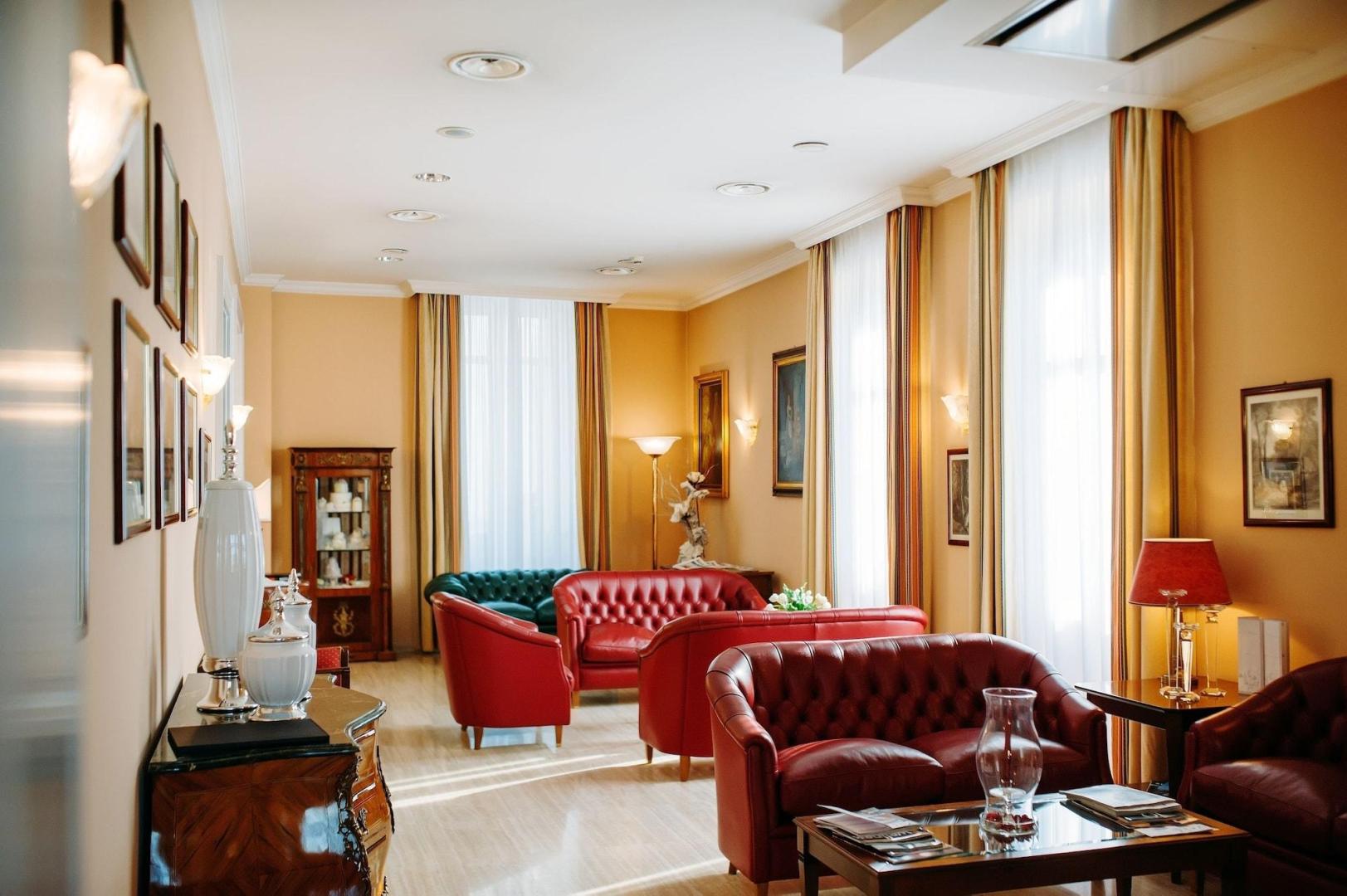 Villa Traiano image 3