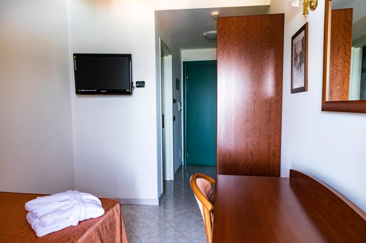 Hotel Za Maria in Caronia - foto 4