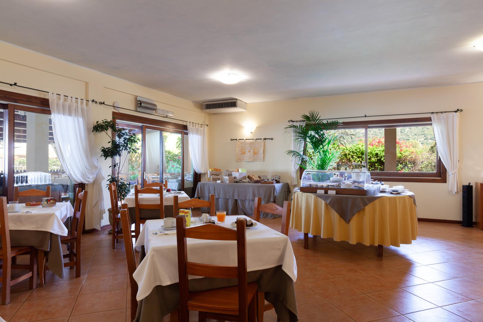 iH Hotels Villasimius Le Zagare Resort image 2